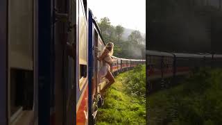 Sri Lanka Train Ride: Nature and Beauty