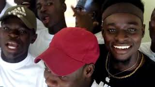 DOn KCee in dressroom with fans