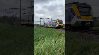 #treinleven SNG over de wierdrechtse Zeedijk Dordrecht