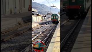 CARROZZE TRENITALIA E TRENORD SULLO STESSO CONVOGLIO A SONDRIO !!!!!! QUALCUNO SA SPIEGARE???