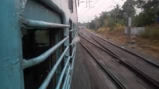 Hapa Tirunelveli Express - 19578 Storming Through Paravur !!