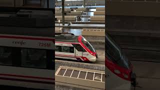 Cercanías Renfe Civia saliendo de Zaragoza Delicias hacia Casetas #tren #españa #zaragoza #cercanias