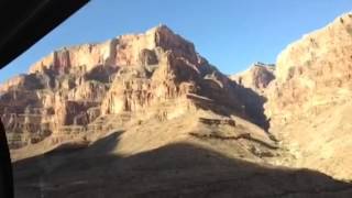 Vuelo sobre el cañón del colorado