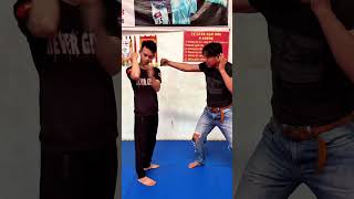 Cách Khống Chế Khi Bị Đẩy Đấm #kungfu #vothuat #tuve #shorts