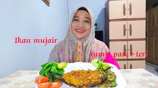 Mukbang ikan mujair goreng di guyur sambel pedes.tumis pare+teri.dan lalapan‼️nikmat nya banget ❤️