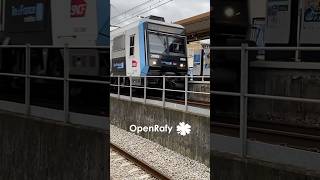 01/2023 - Arrivée de la z20989/90 (245A) en gare de Viroflay Rive Gauche avec @TC_Z2N