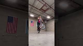 Bmx Tiretap to Double Barspin to tap to Fakie! 👊🙌💯