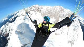 Volo parapendio val di Scalve. Paesaggi di neve e molte tracce di scialpinismo. Giornata perfetta.