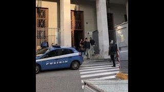 Poliziotti uccisi a Trieste, l’inaspettato e bellissimo gesto del cantante “Vicino a questi ragazzi