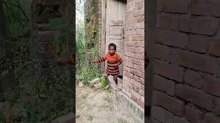 Aisi kya chij hai jo bacchon ko dara rahe hain#comedy #funny #shortvideo