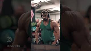 Literal Raises Mr Olympia - Ryan Terry #gym #motivation #fitmindset #sholderworkout  #bodymasters