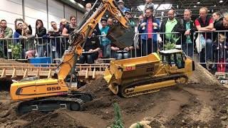 LIEBHERR 956 & CAT * TRACK DUMPER & EXCAVATOR  * RAUPENTRANSPORTER