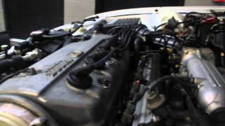 Valve cover gasket: Detecting an oil leak