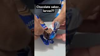 VIGILÂNCIA SANITÁRIA APREENDE CHOCOLATE VENCIDO COM LARVAS EM SANTARÉM, NO PARÁ.