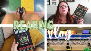 WEEKEND READING VLOG | BOWLING, NEW HAIR, AND A LITTLE BIT OF READING