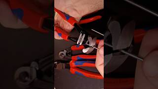 Esse alicate da Knipex corta aço inox como se fosse plástico!