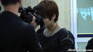 [fancam] 110516 SHINee Jonghyun #4 @ Kimpo Airport