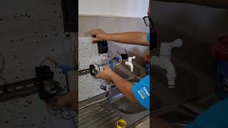 handwashing using sensor with maintaining contact automatic off