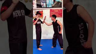 Cách Khống Chế Bằng Nón Đội #kungfu #vothuat #tuve #shorts