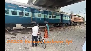 05203 Barauni Lucknow Special Train going towards Daliganj Junction