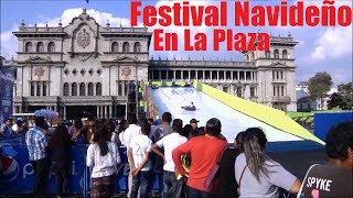 Festival Navideño En La Plaza De Guatemala