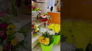 Florist shorts 💐🌹🌸🌼✨🥰 | #flowers #lisbon #portugal #ytshortsvideo  #shorts #shortsvideo