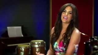 BUSCANDO MI RITMO 2014 PRESENTADORA | GABY ESPINO