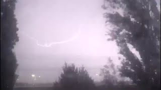 Scary moment in the sky!!!!! شاهد قدره الله