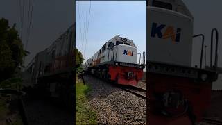 KERETA BASURI MODE SENYAP #shorts #trending #railfansindonesia