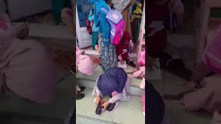 Setelah Pulang Sekolah Pakai Sepatu Dulu Teman #viral #trending #sekolah