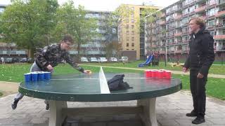 Wij Spelen ''Beer'' Pong!