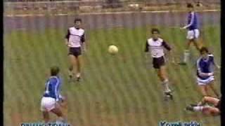 Dinamo 2-0 Besëlidhja (1989-90)