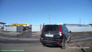 Funny road accidents,Funny Videos, Funny People, Funny Clips, Epic Funny Videos Part 2