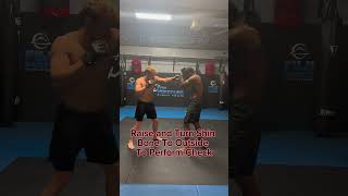 How To Check A Low Kick#mma #muaythai #ufc #shorts