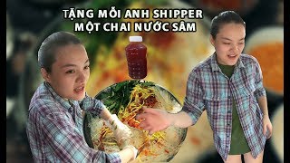 Cách cô chủ Nhân Hậu làm bao nhiêu bánh tráng trộn tỏi ớt cũng không đủ bán