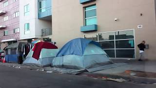 MORADORES DE RUA EM LOS ANGELES