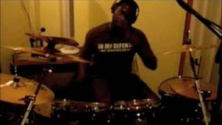 Gerion Drummerville Williams solo performance (TRINIDAD)