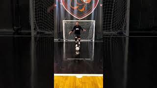 Basis for 1vs1 goalkeeper futsal player #gk #goalkeeper #futsal