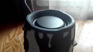 Fake JBL XTREME - Bass Test 2