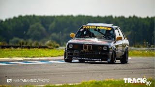 BMW E30 at circuit clastres