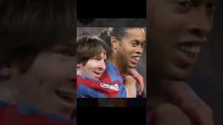 Messi and Ronaldinho friendship 💙💙💖