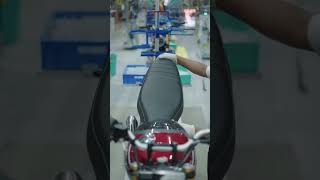 Bajaj-Triumph Speed 400 In Making #shorts #triumph #triumphspeed400 #trending #youtubeshorts #viral