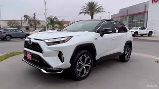 2023 Toyota RAV4 Prime XSE vs SE Comparison