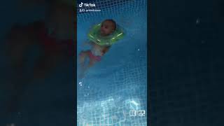 6 months old swimming #babyswimming #6monthsbaby #cutebaby #baby #tiktok #babytiktok #swimmingpool