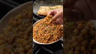 Delhi Street Delight: Quick Chole Kulche Recipe | #StreetStyleEats #DelhiFood #Shorts #food