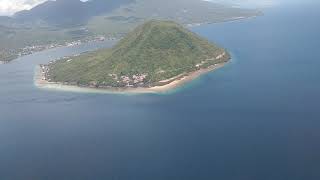 keindahan pulau-pulau Maluku Utara dari Udara.