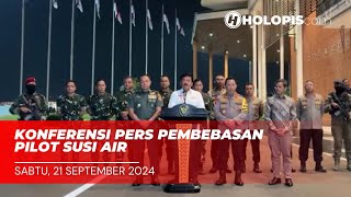 Konferensi Pers Pembebasan Pilot Susi Air