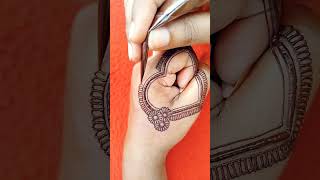 Heart 😍 Shape Tattoo Mehndi Design #shorts #mehndi #tattoo #newmehndi #hearttattoo #mehndidesign