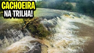 ACHEI UMA CACHOEIRA NO MEIO DA TRILHA! *lugar top*