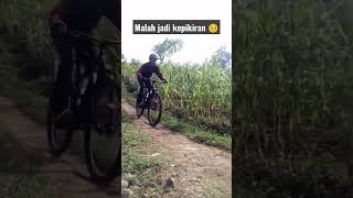 Turunan 🚴🫡 #shorts #ponorogo #gowes #sepeda #olahraga #crosscountry